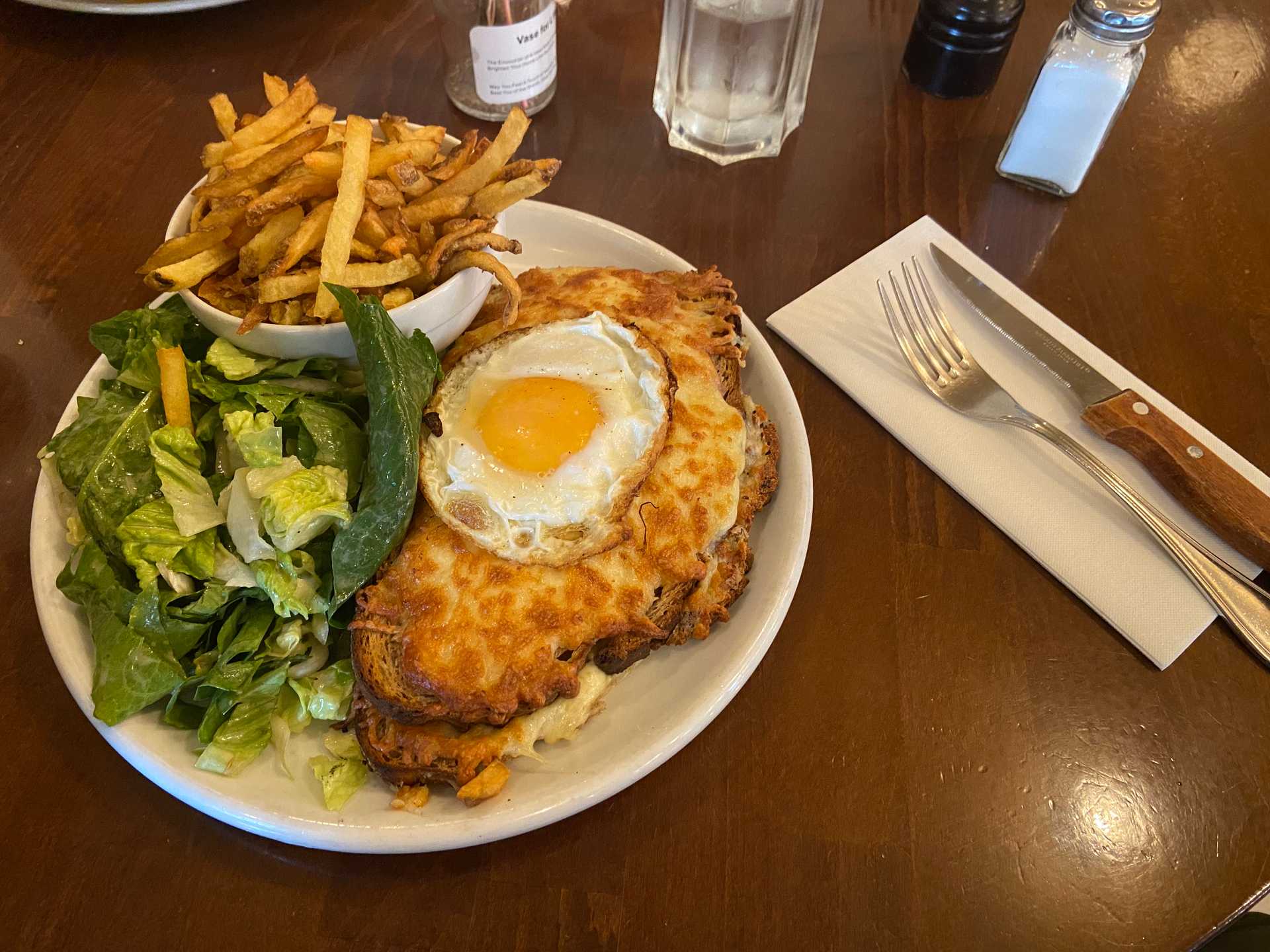 Paris Cafe P'tite Bougnate 3