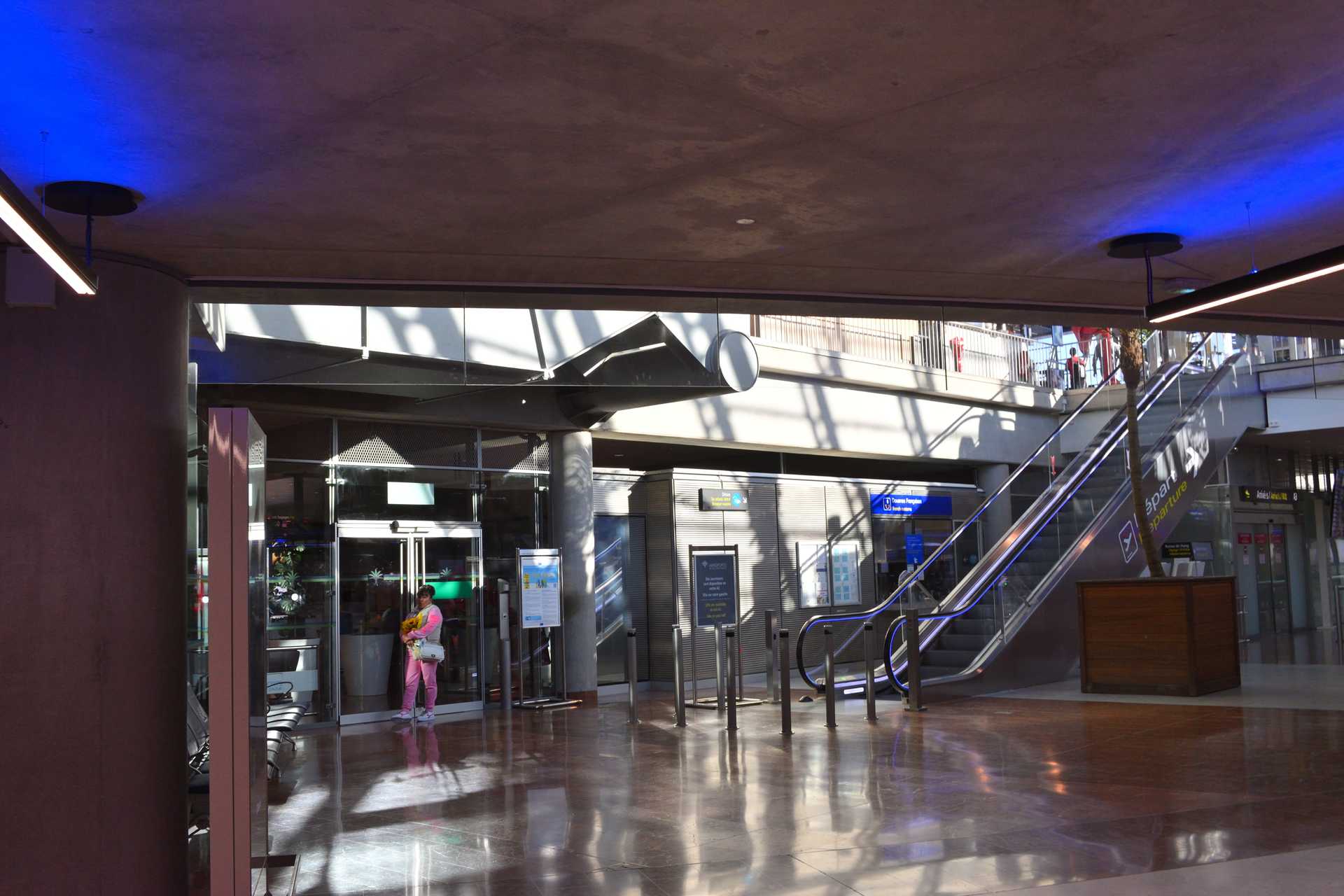 5th Day Arrive at Aeroport Cote d'Azur 8