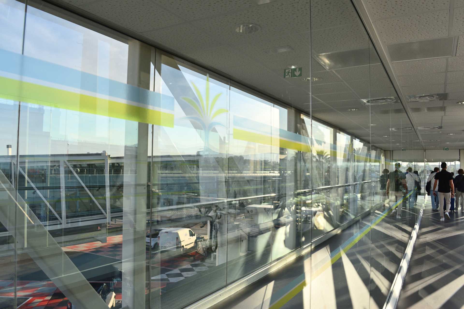 7th Day Aeroport Cote d'Azure 15