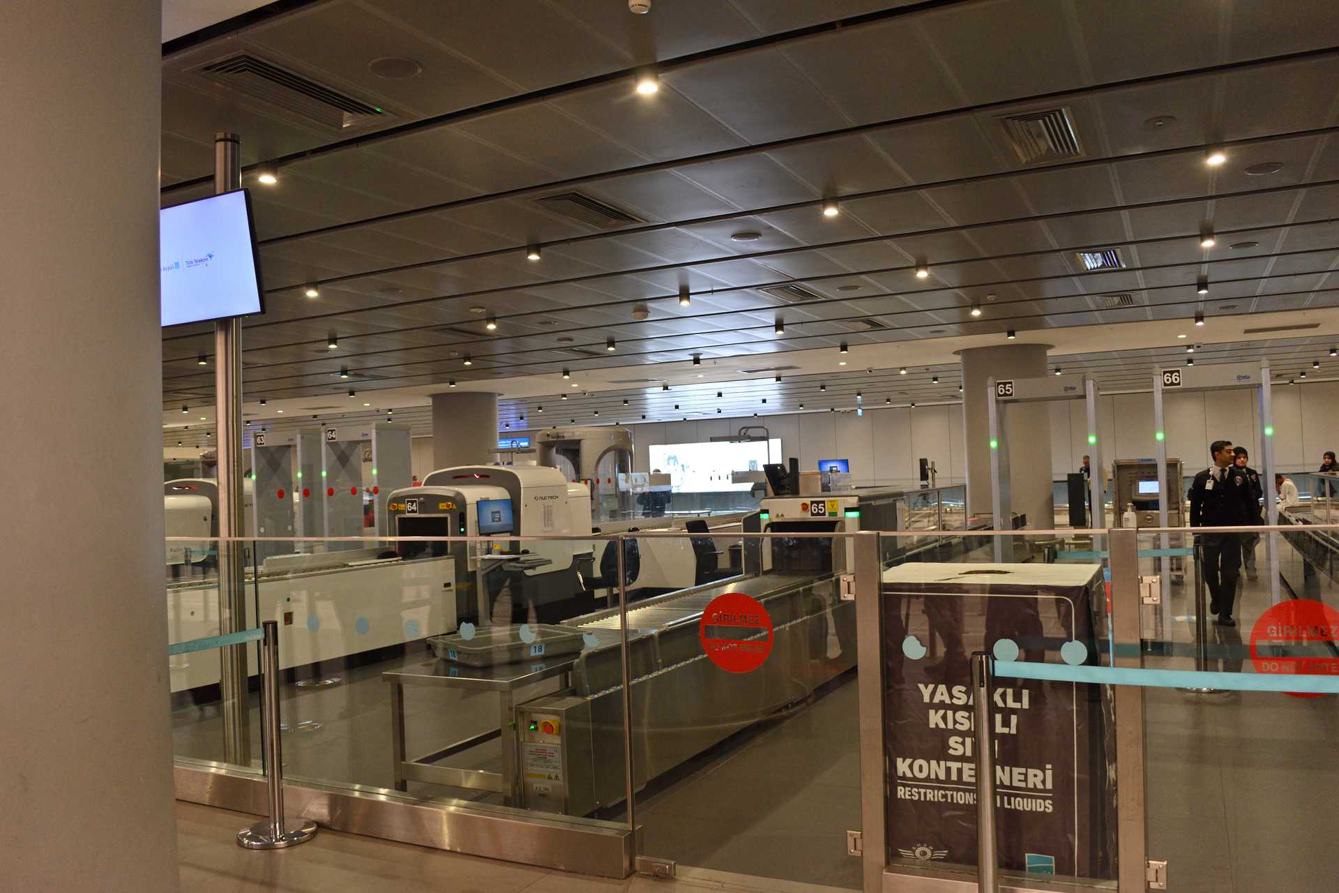 7th Day Istanbul Airport 8