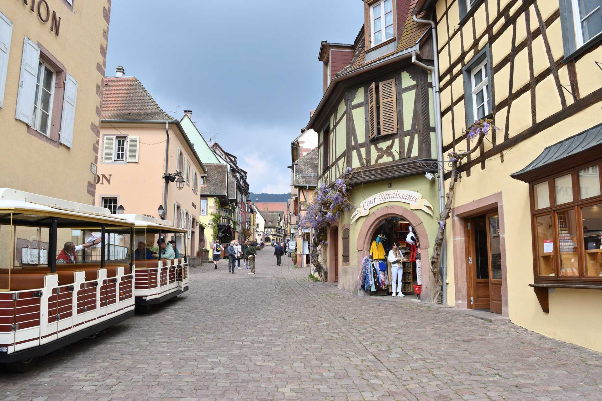 Colmar 4th Day Riquewihr Rue du General de Gaulle 9