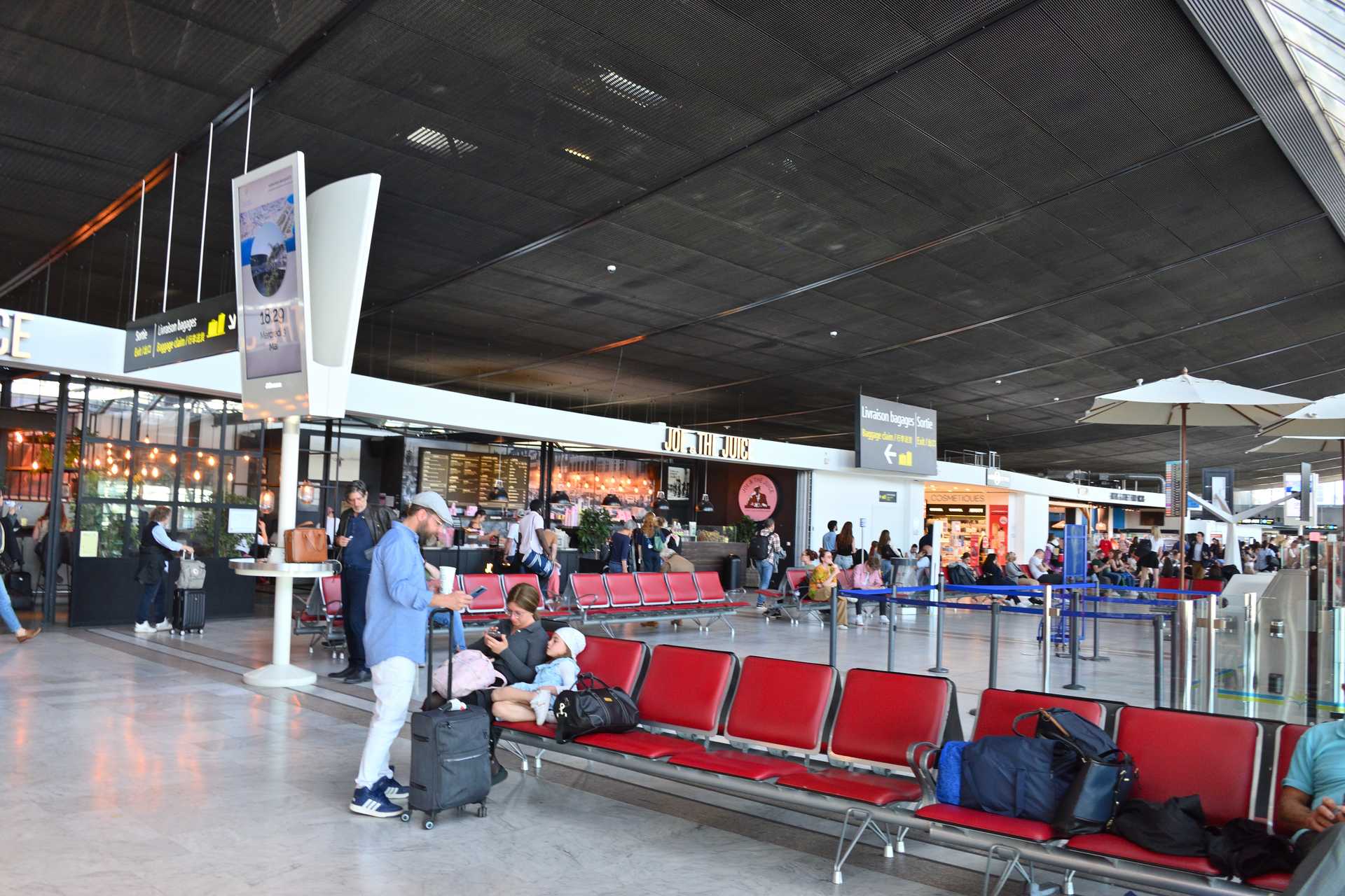 5th Day Arrive at Aeroport Cote d'Azur 4