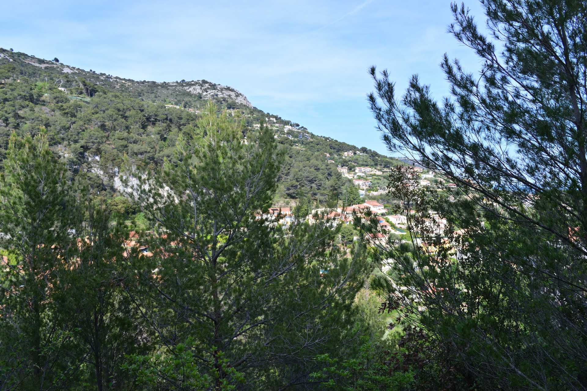 6th Day Eze Village Look The Bridge 10