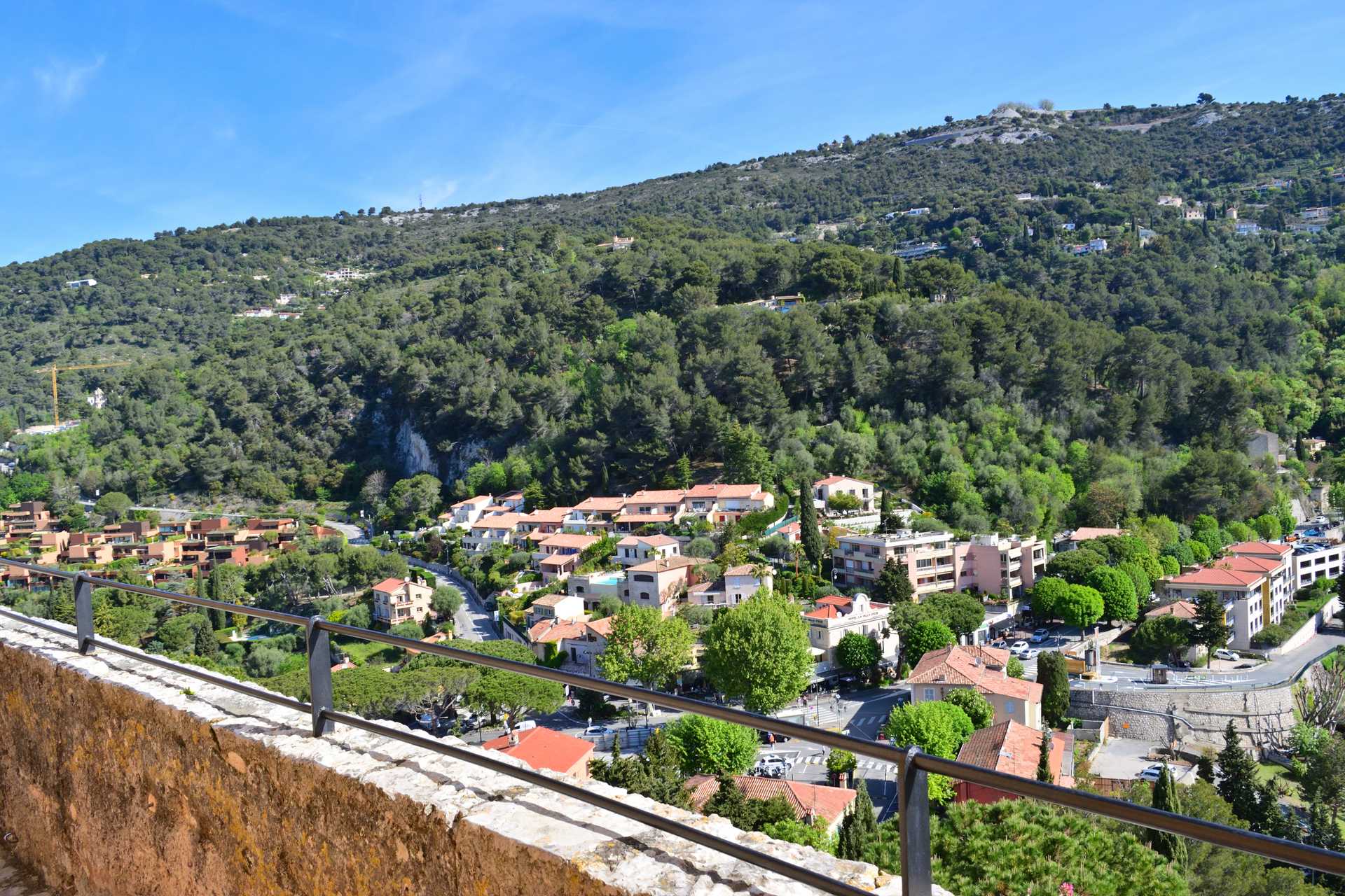 7th Day Eze Village Eglise 4
