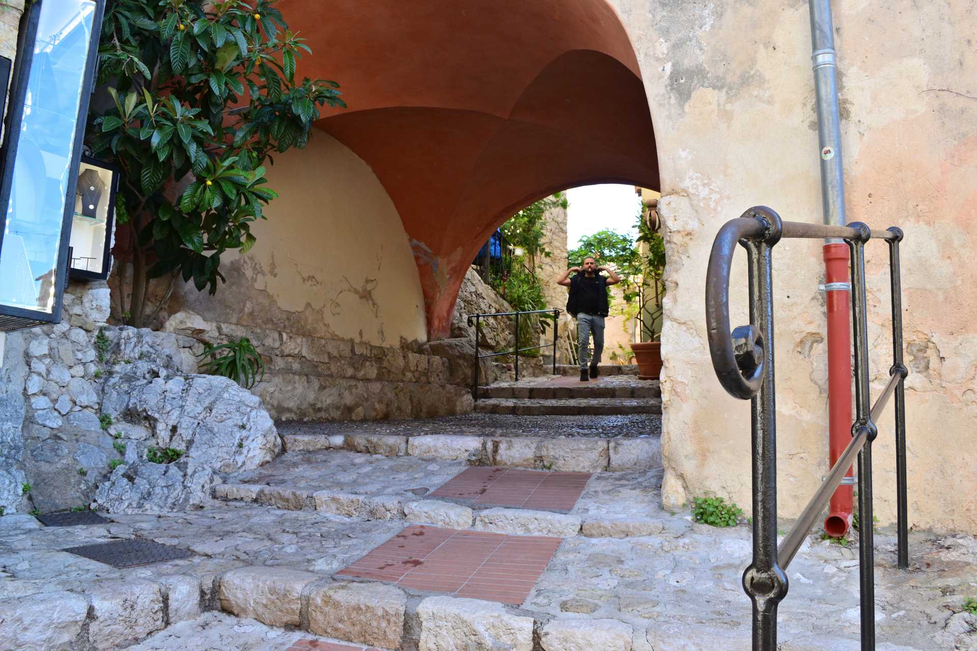 6th Day Eze Village towards Exotic Jardin 32