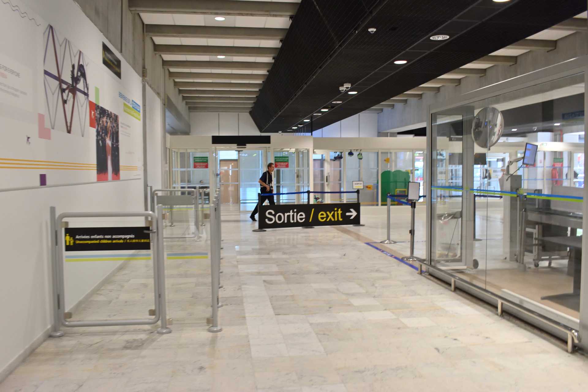 5th Day Arrive at Aeroport Cote d'Azur 5