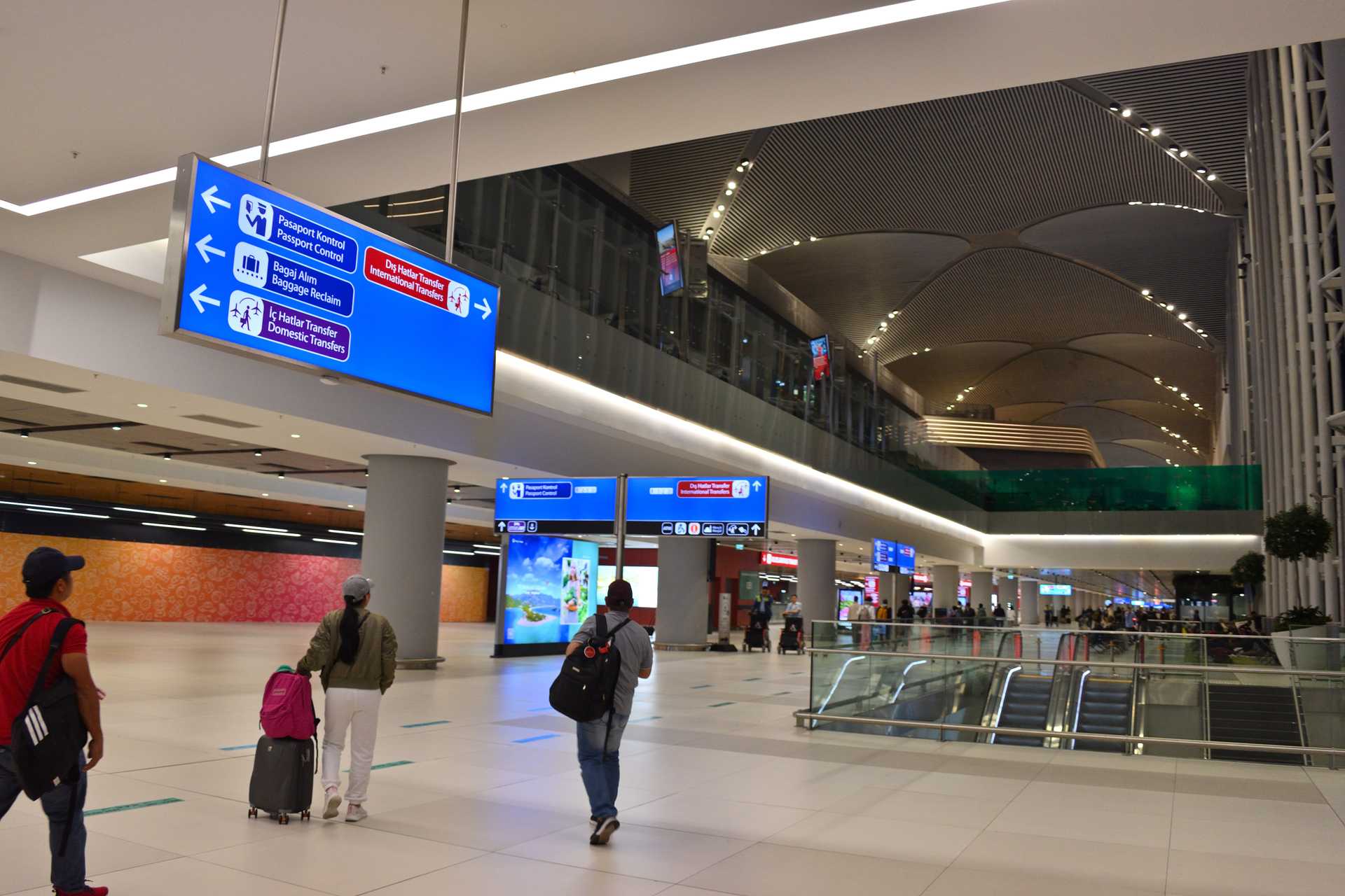 7th Day Istanbul Airport 2