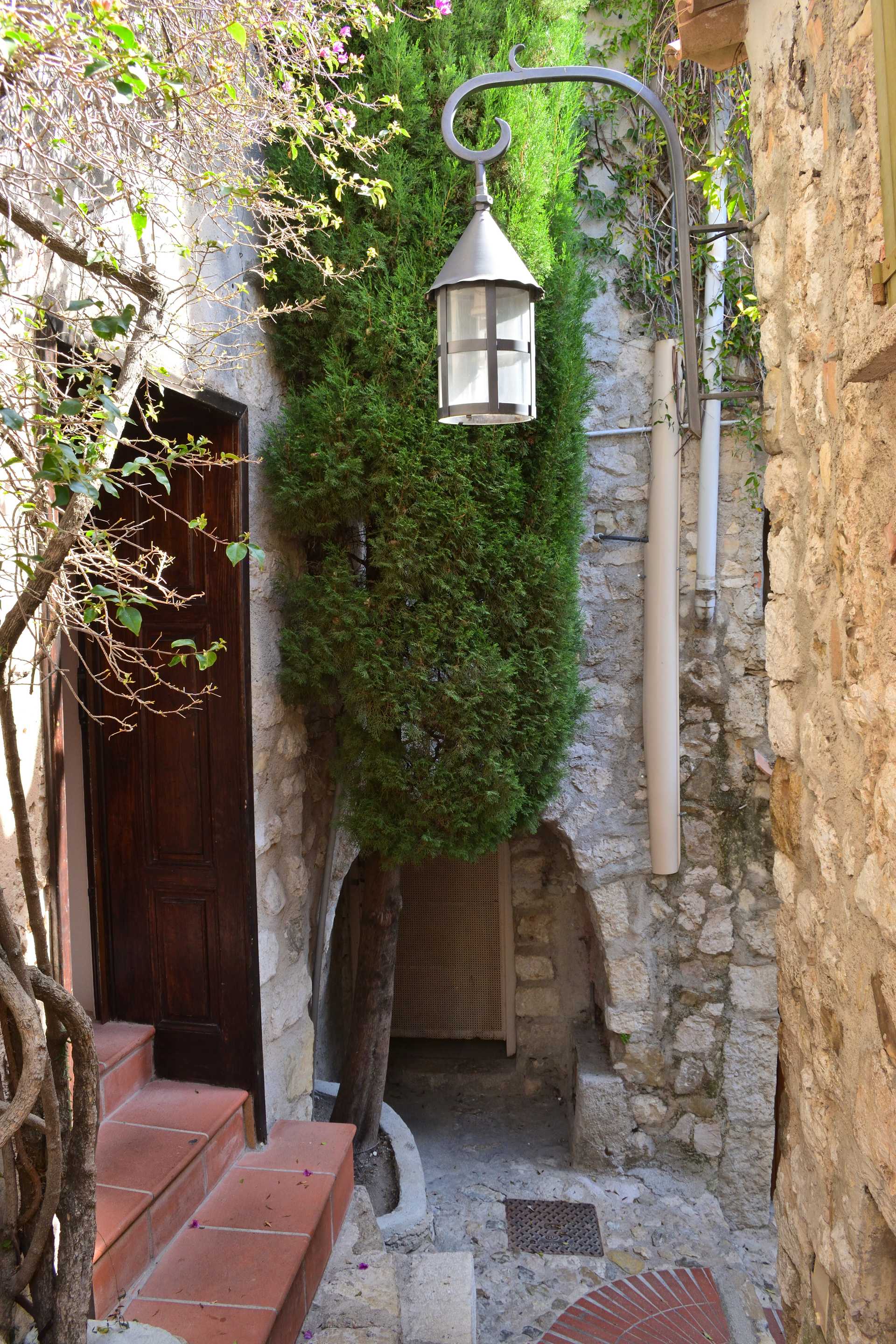 7th Day Eze Village Walk around the Village Center 15