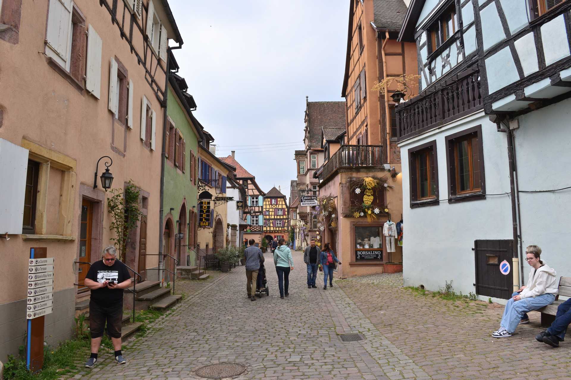 Colmar 4th Day Riquewihr Rue du General de Gaulle 30