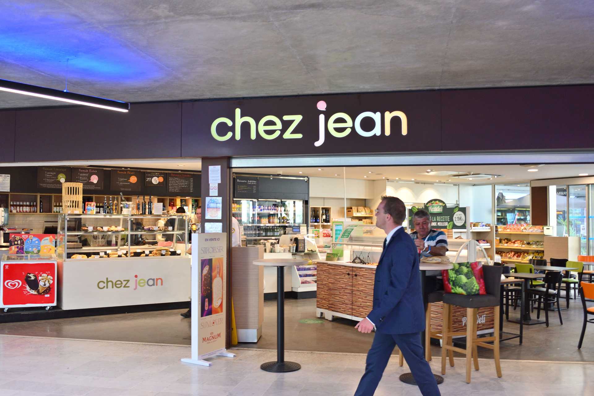 5th Day Arrive at Aeroport Cote d'Azur 9